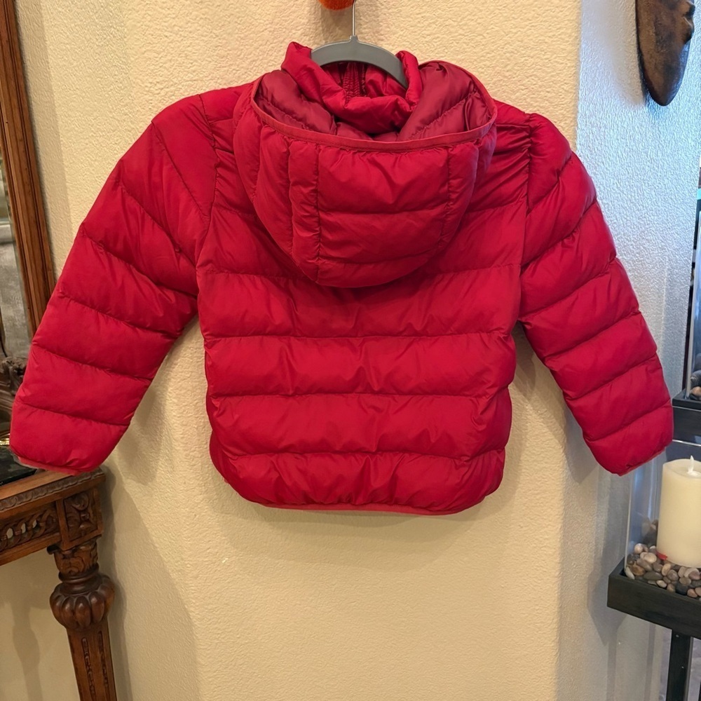 UNIQLO Red Kids Hoodie Puffer Zipped Jacket Size 7-8 Years-Unisex - Picture 4 of 7